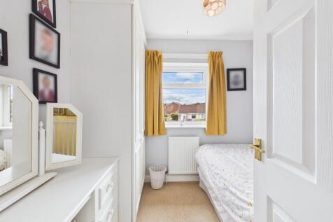 Bedroom: