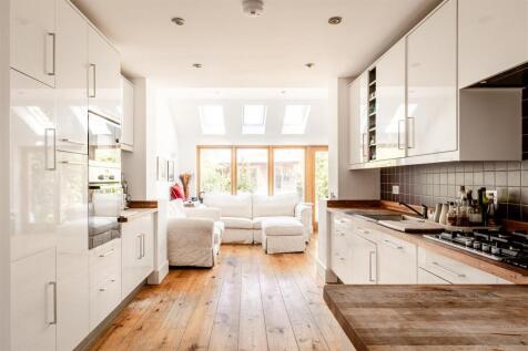 Aldbourne Road-11.jpg