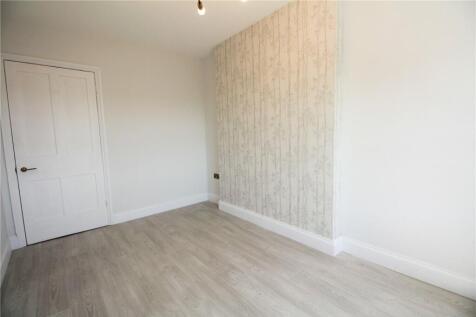 Hillcourt Road, Cheltenham, Gloucestershire, GL52 photo 5