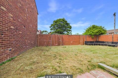 CAM02371G0-PR0115-STILL015.jpg