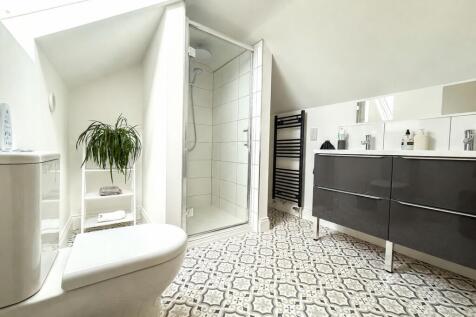 Upstairs Shower Room