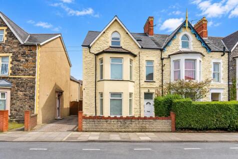 6 Cyril Crescent EXT..jpg