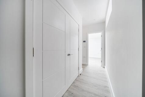 1387329-1-69316bc...