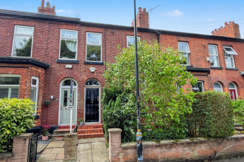 Sale, M33 - property photo
