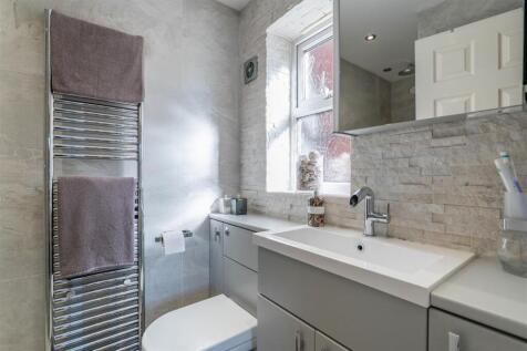 Master Bedroom Ensuite