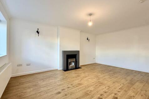 Sitting/Dining Room