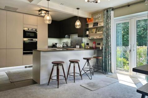 Dining Kitchen Area