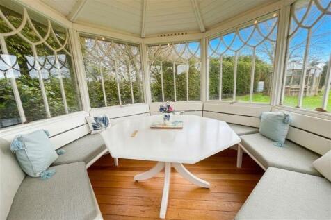 Summer House 