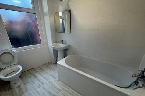 31 Arley Terrace, LS12 2PA photo 5