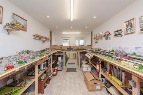 30 Coton Road, Nether Whitacre