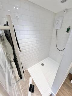 Annexe Shower