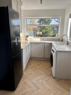 Redruth Avenue, Macclesfield, Cheshire East photo 5