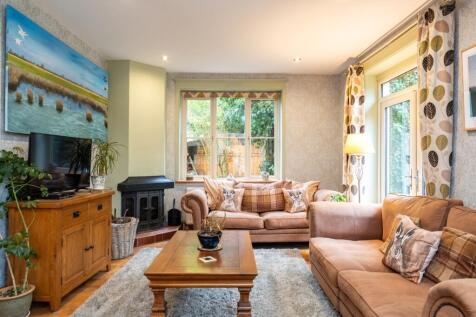 A snug area to relax all together as a family.