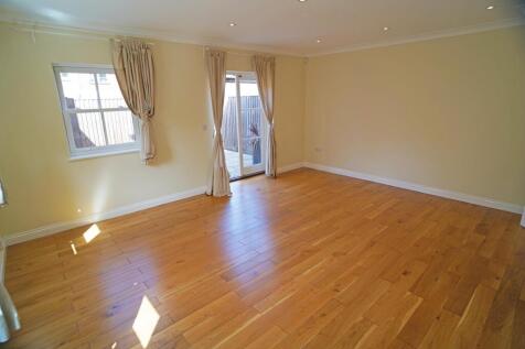 Kenilworth Mews, Kenilworth Street, Leamington Spa, Warwickshire photo 4