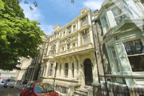castle hill front