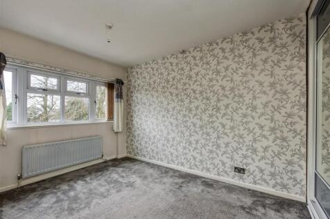 1 Manor Road-Bedroom 1.jpg