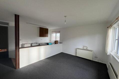 Downland, Two Mile Ash, Milton Keynes, MK8 8AS photo 3