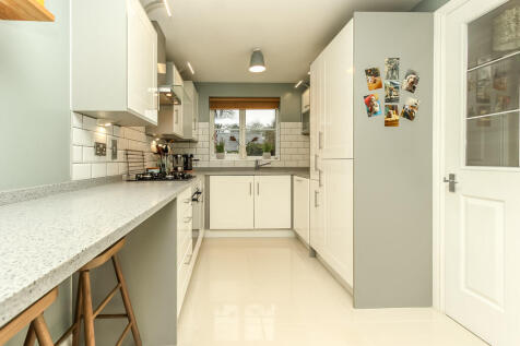 Kitchen/breakfast...