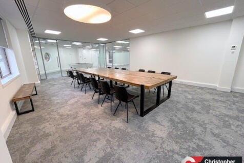 Grd Flor Logitech Space i.jpg