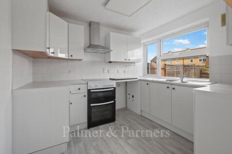 Ilex Close, Colchester, Essex, CO2 photo 4