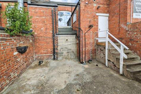 Rear Yard &amp; Entrance