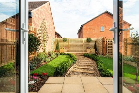 Your gateway to alfresco dining and summer memories