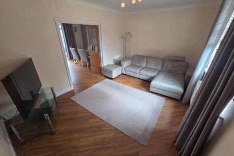 Garth Close, Cleator Moor, CA25 photo 3