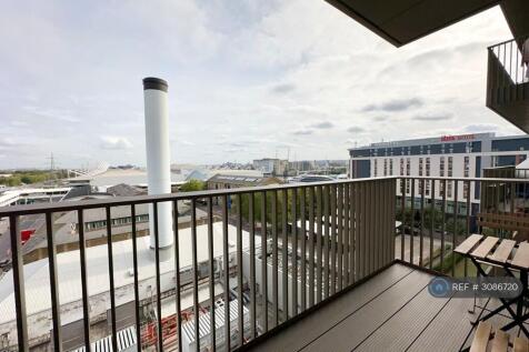 Botanist House, London, E16 photo 4
