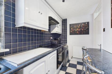 CAM04914G0-PR0181...