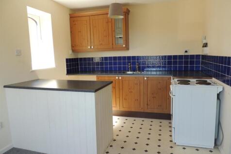 VIEW OF KITCHEN