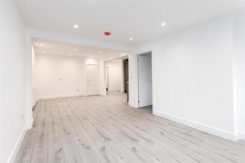 The Croft, Ruislip, HA4 photo 4