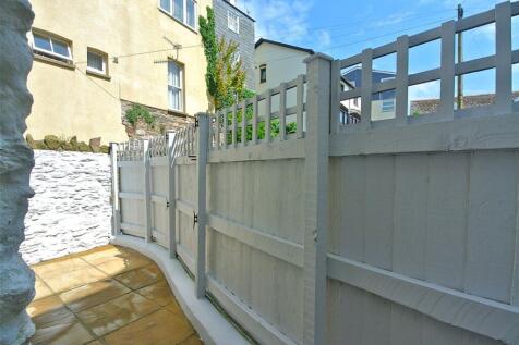 Dennings House_Courtyard