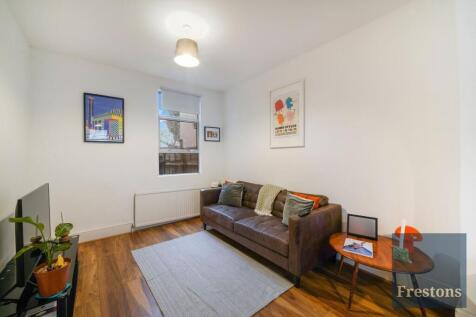 1-bed house on Lewisham, London, SE13, £1,450/mo