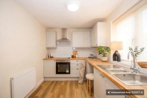 Coniston Way, Nuneaton, CV11 photo 3