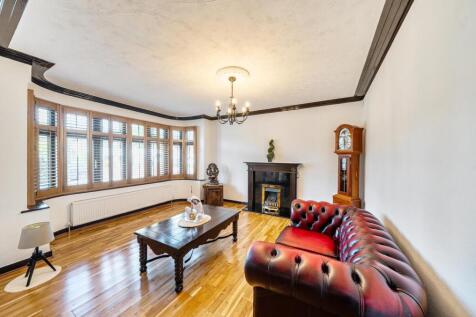 Davidson Frost-Wellings, DFW, Edgwarebury Lane, Ed