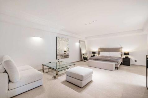 21-santa-ponsa-Meerblick-Villa in moderner Architektur-kaufen-gaestebereich