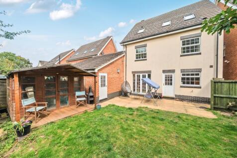 EweMove Harrogate Garden
