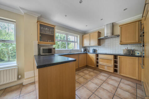 1309551-28-684c08...