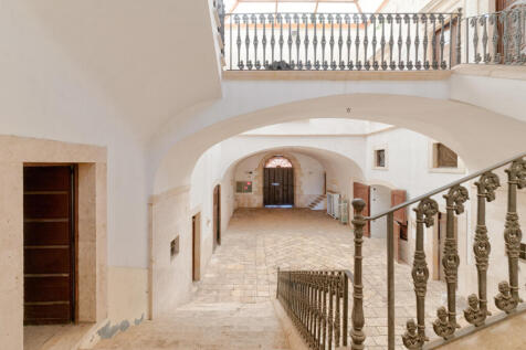 20palazzo_casamassima_raro_realty