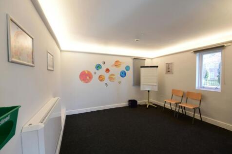 Office to rent Image 5