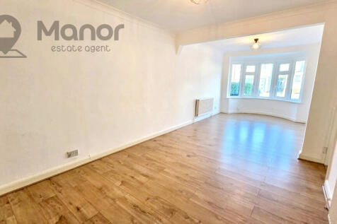 WhatsApp Image 2025-12-15 at 17.40.07