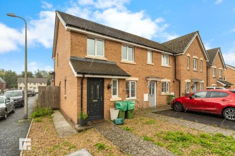 Cardiff, CF15 - property photo
