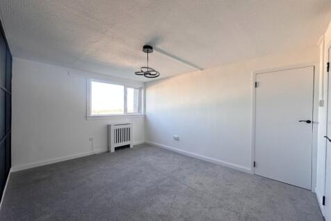 Arranview Street, Chapelhall, Airdrie, ML6 photo 3