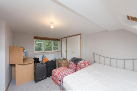 Valentia Road photo 3