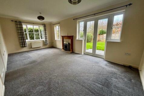 Hillcrest, Downham Market, PE38 photo 5