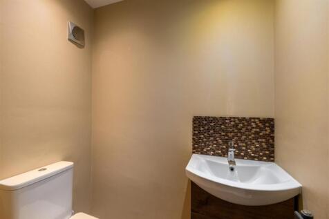 3 Dahlia Crescent-009.jpg