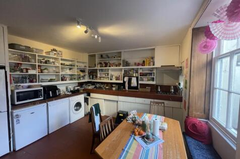 Oakfield Place, Clifton, Bristol, BS8 photo 4