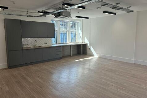 4th Floor (Rear)