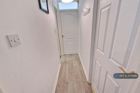Summerseat Close, Salford, M5 photo 5