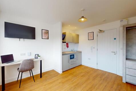 1-bed house on Lemyngton Street, Loughborough, £823/mo